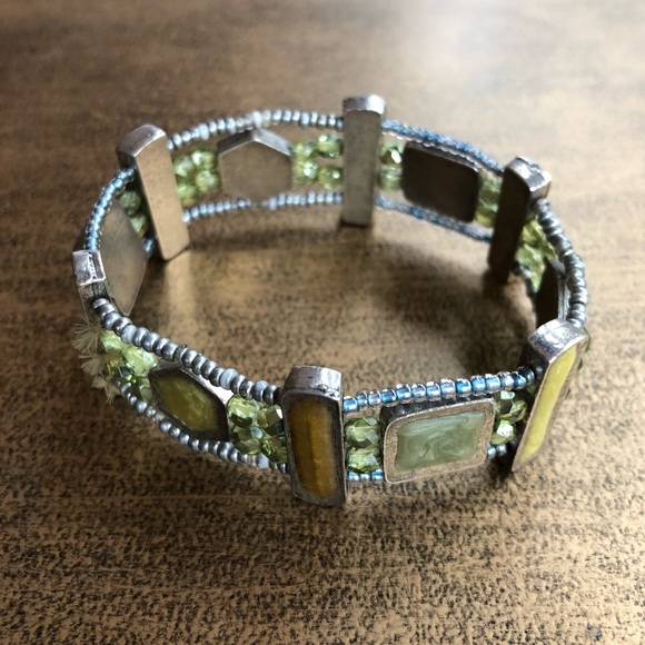 Enamel and bead bracelet in shades of sage green and gold with tiny silver beads - Picture 7 of 7